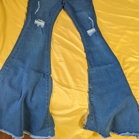 Bell bottom jeans - Picture 3 of 3
